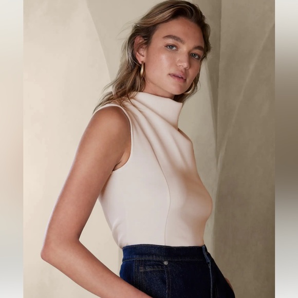 NWT BANANA REPUBLIC COWL-NECK TOP - Picture 1 of 4